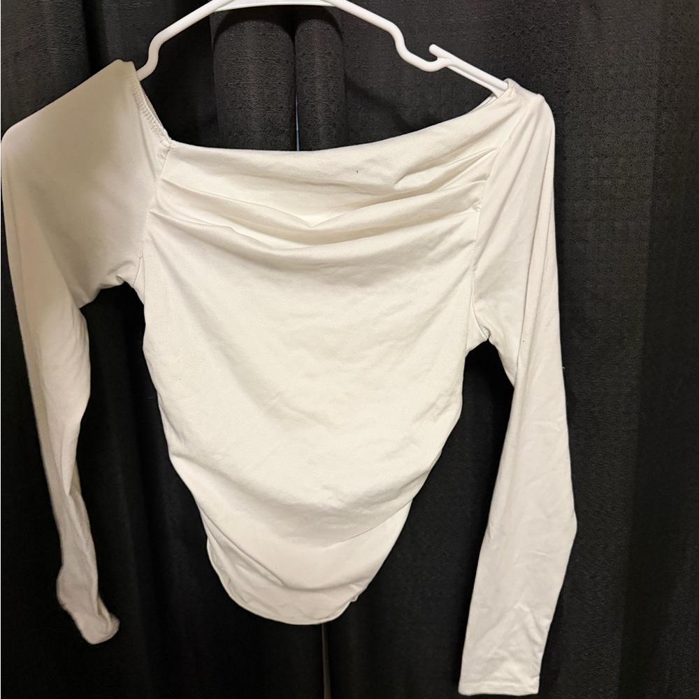 Gaze Off-Shoulder White Top